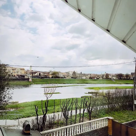 Delfin Hotel Mukácheve